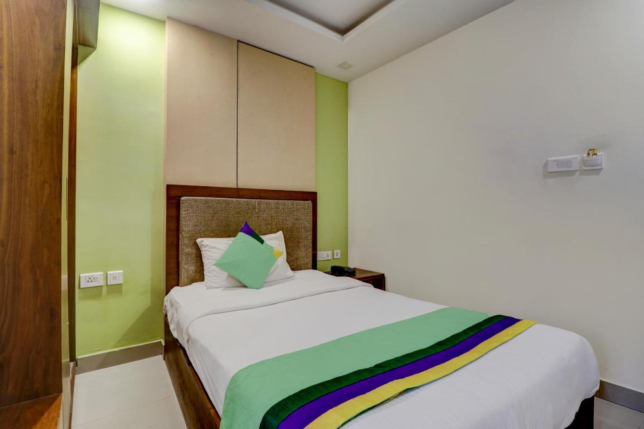 Itsy By Treebo - Rotano Glitz Inn Calicut Eksteriør billede